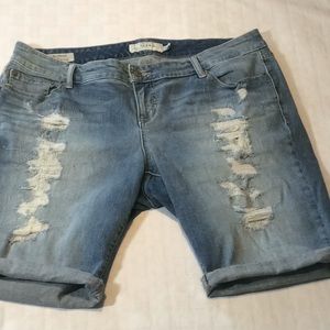 Torrid Jean Boyfriend Shorts Size 18
